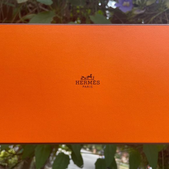 Authentic Hermès Paris Orange Tie Gift Box - Storage and Organization - Picture 2 of 8